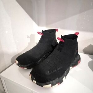 Champion Men Hyper C Black and Red High-Top Sneakers